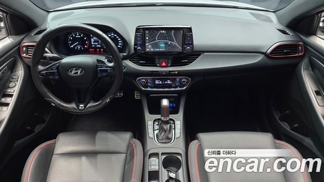 Hyundai i30 2020 — photo 10