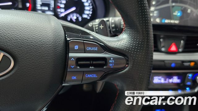 Hyundai i30 2020 — photo 22