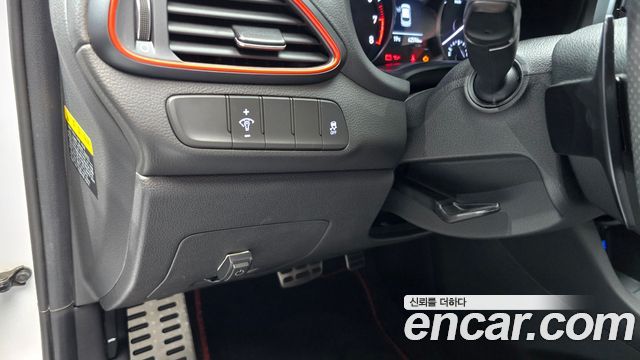 Hyundai i30 2020 — photo 26