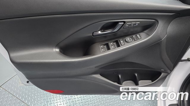 Hyundai i30 2020 — photo 14