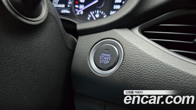 Hyundai i30 2020 — photo 27