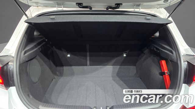 Hyundai i30 2020 — photo 30