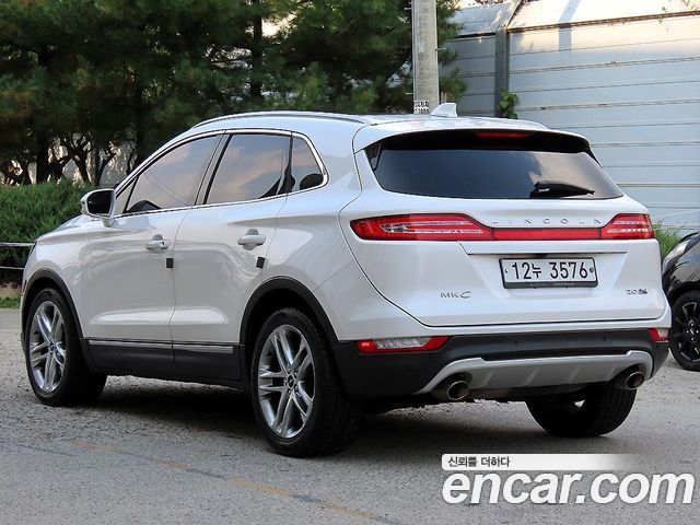 Lincoln MKC 2015 — photo 3