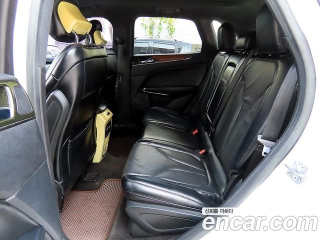 Lincoln MKC 2015 — photo 6
