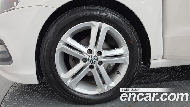 Volkswagen Polo 2013 — photo 5