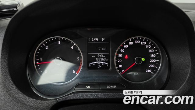 Volkswagen Polo 2013 — photo 8