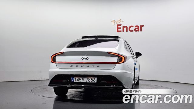 Hyundai Sonata 2022 — photo 4
