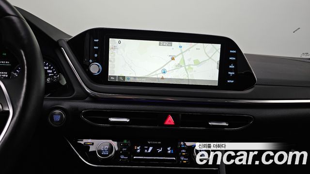 Hyundai Sonata 2022 — photo 20