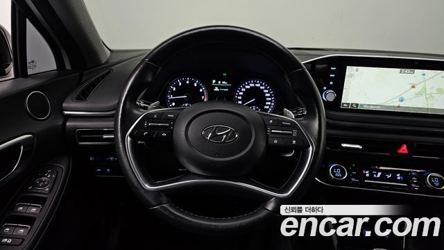 Hyundai Sonata 2022 — photo 21
