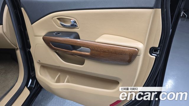 Kia Canival 2017 — photo 15