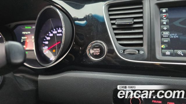 Kia Canival 2017 — photo 28