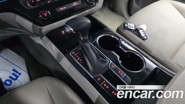Kia Canival 2019 — photo 12
