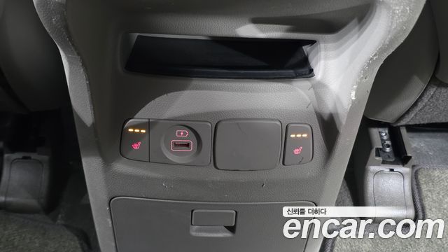Kia Canival 2019 — photo 18