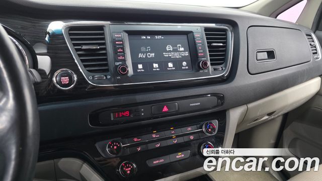 Kia Canival 2019 — photo 20