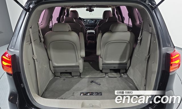 Kia Canival 2019 — photo 26