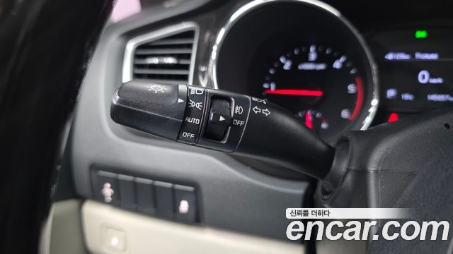 Kia Canival 2019 — photo 32