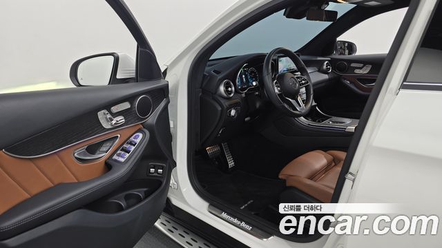 Mercedes-Benz GLC-Class 2021 — photo 13