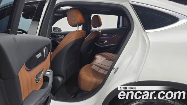 Mercedes-Benz GLC-Class 2021 — photo 17