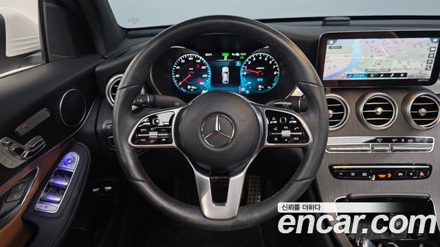 Mercedes-Benz GLC-Class 2021 — photo 21