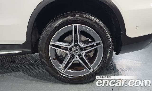 Mercedes-Benz GLC-Class 2021 — photo 7