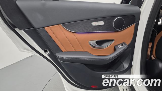 Mercedes-Benz GLC-Class 2021 — photo 15