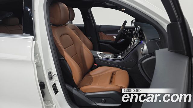 Mercedes-Benz GLC-Class 2021 — photo 16