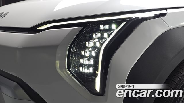Kia EV3 2025 — photo 8