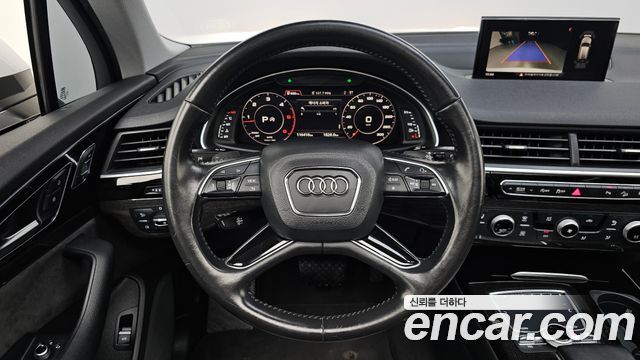 Audi Q7 2016 — photo 19