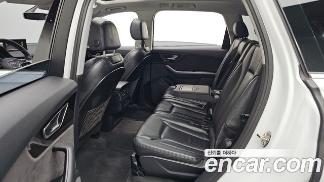 Audi Q7 2016 — photo 16