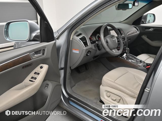 Audi Q5 2012 — photo 11