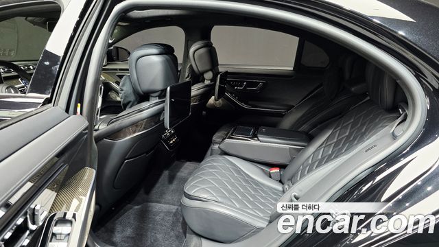 Mercedes-Benz S-Class 2021 — photo 11