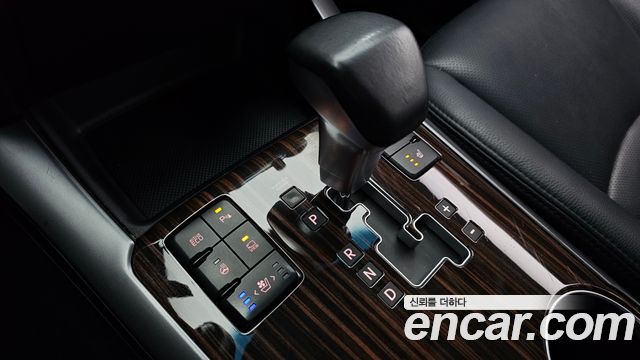 Kia Mohave 2018 — photo 9