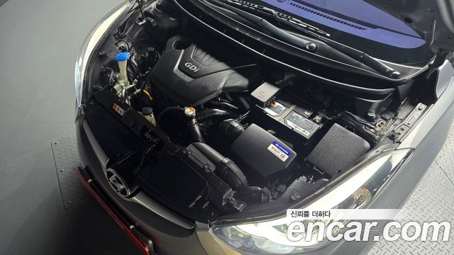 Hyundai AVANTE 2014 — photo 6