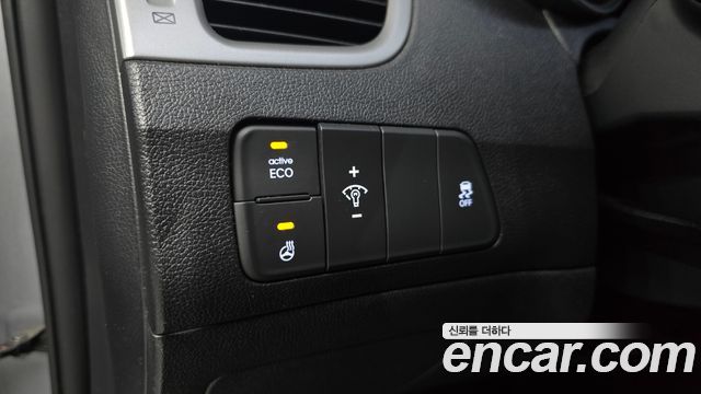 Hyundai AVANTE 2014 — photo 20