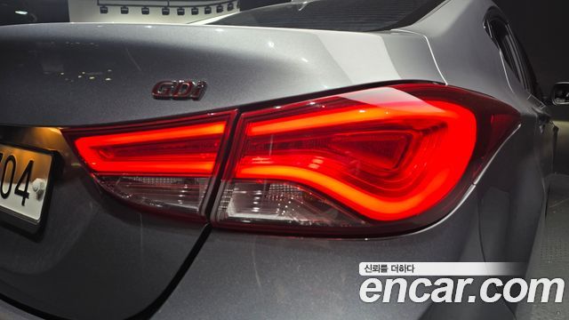 Hyundai AVANTE 2014 — photo 9