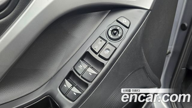 Hyundai AVANTE 2014 — photo 28
