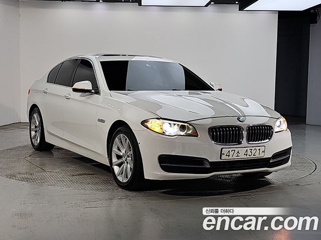 BMW 5-Series 2014 — photo 2