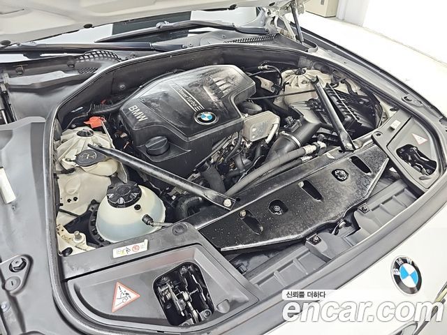 BMW 5-Series 2014 — photo 6