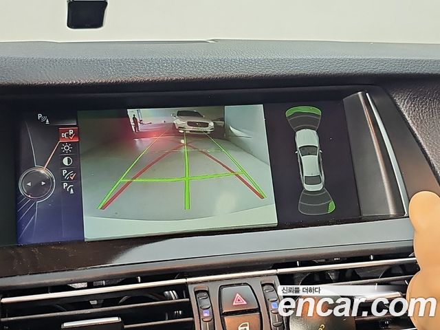 BMW 5-Series 2014 — photo 15