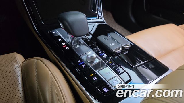 Kia K7 2020 — photo 9
