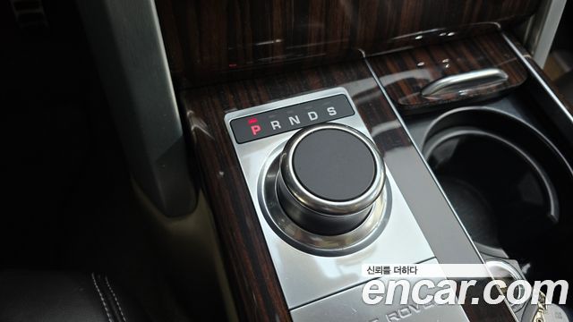 Land Rover Range Rover 2016 — photo 9