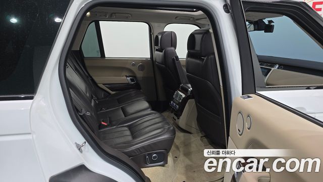 Land Rover Range Rover 2016 — photo 11