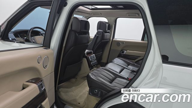 Land Rover Range Rover 2016 — photo 12