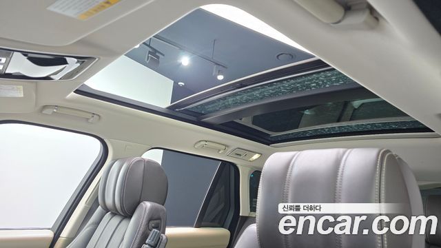 Land Rover Range Rover 2016 — photo 18
