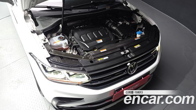 Volkswagen Tiguan 2022 — photo 6