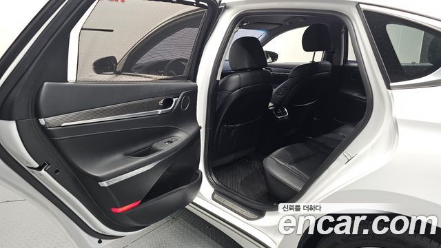Hyundai Grandeur 2018 — photo 12