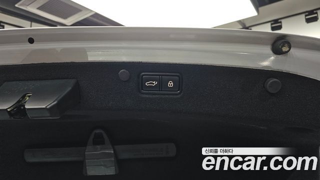 Hyundai Grandeur 2018 — photo 20