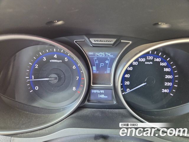 Hyundai Veloster 2012 — photo 11