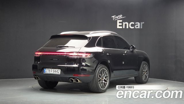 Porsche Macan 2015 — photo 2