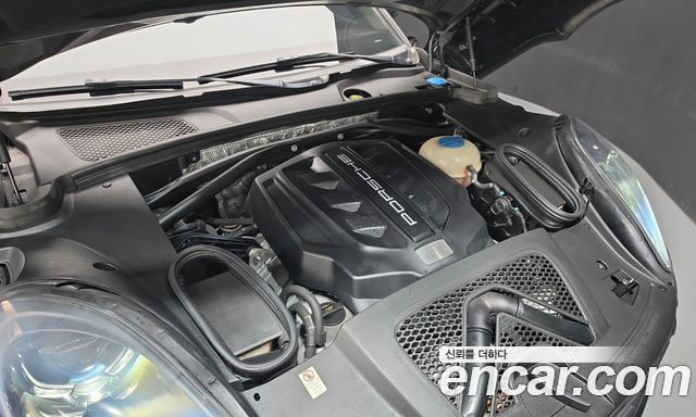 Porsche Macan 2015 — photo 6